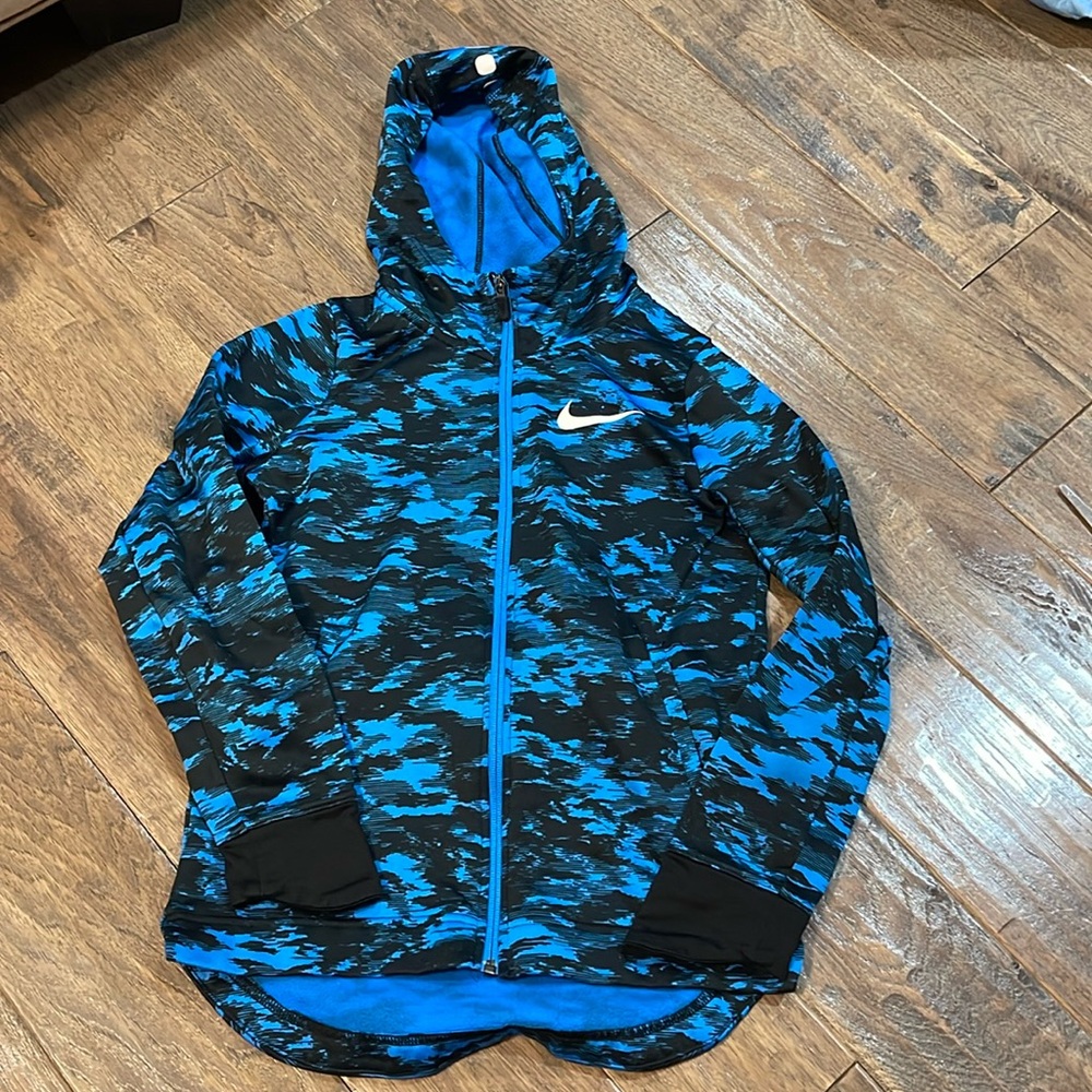 Nike sweatshirt